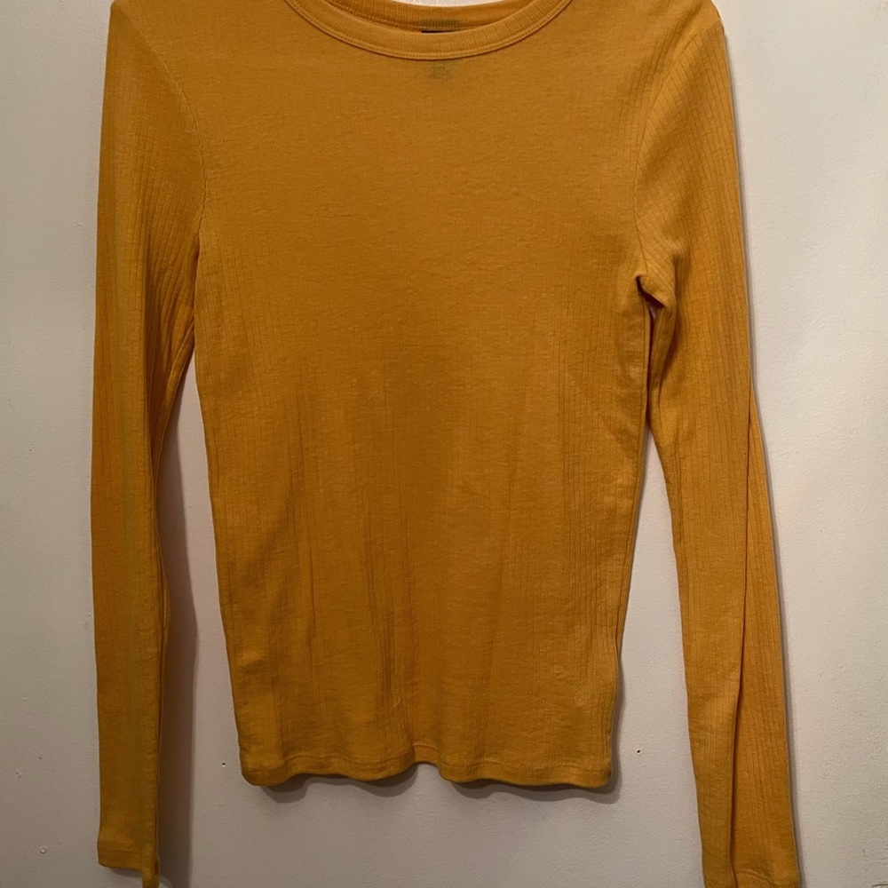 Medium Yellow Wild Fable Tight Fitted Long Sleeve